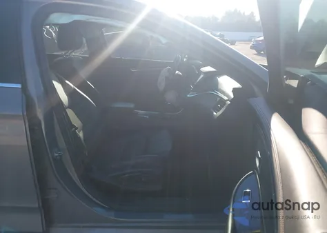 2017 Chevrolet Impala 1Lt из США, поврежденный, VIN 2G1105S34H9146324